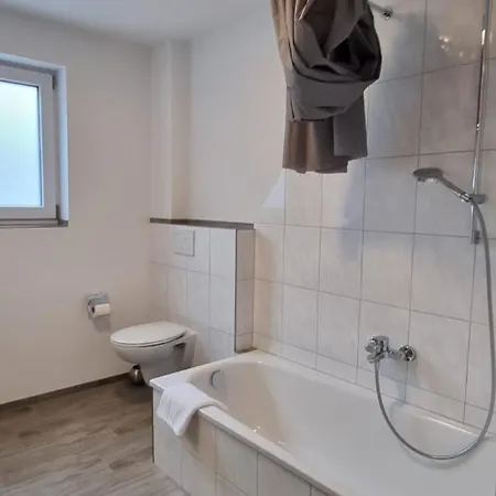 Apartment Mc Monti Ruhpolding, 80qm, Netflix, Speed-wlan, Tv, Kostenloser Parkplatz Ruhpolding